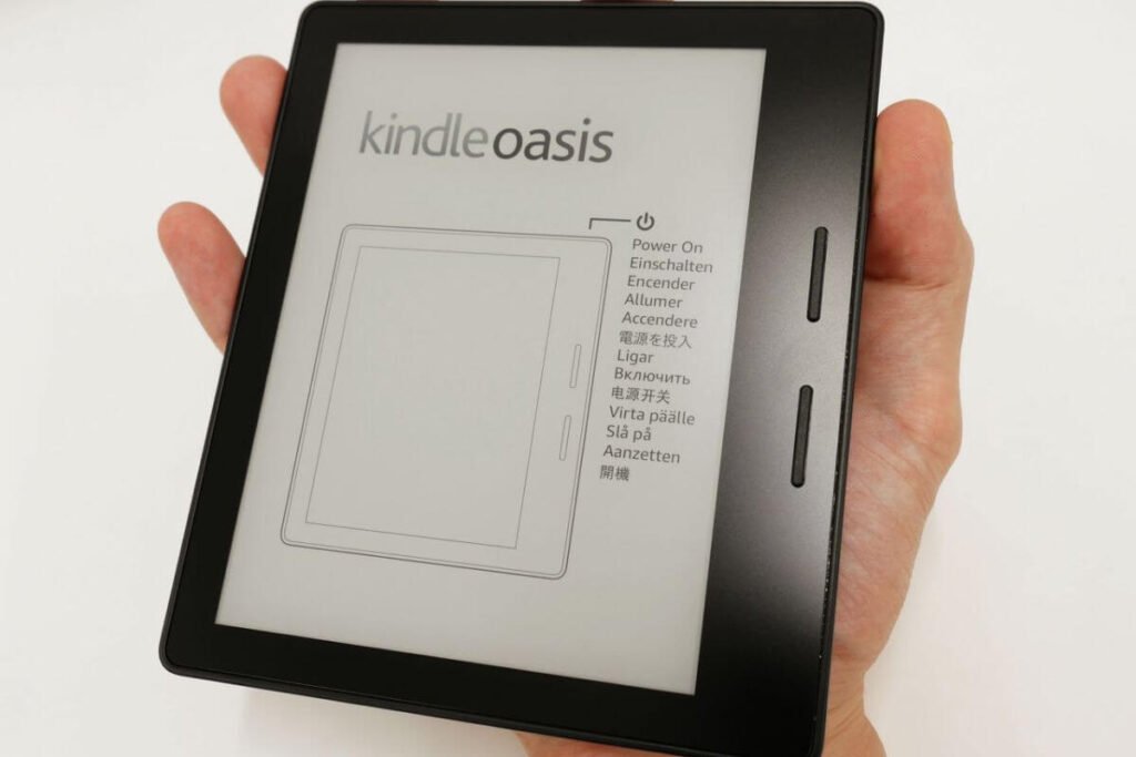 Kindle Oasis na palma da mão
